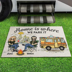 Le grand air est mon endroit préféré - Tapis décoratif personnalisé pour la maison - Cadeau de pendaison de crémaillère pour mari, femme et amoureux du camping