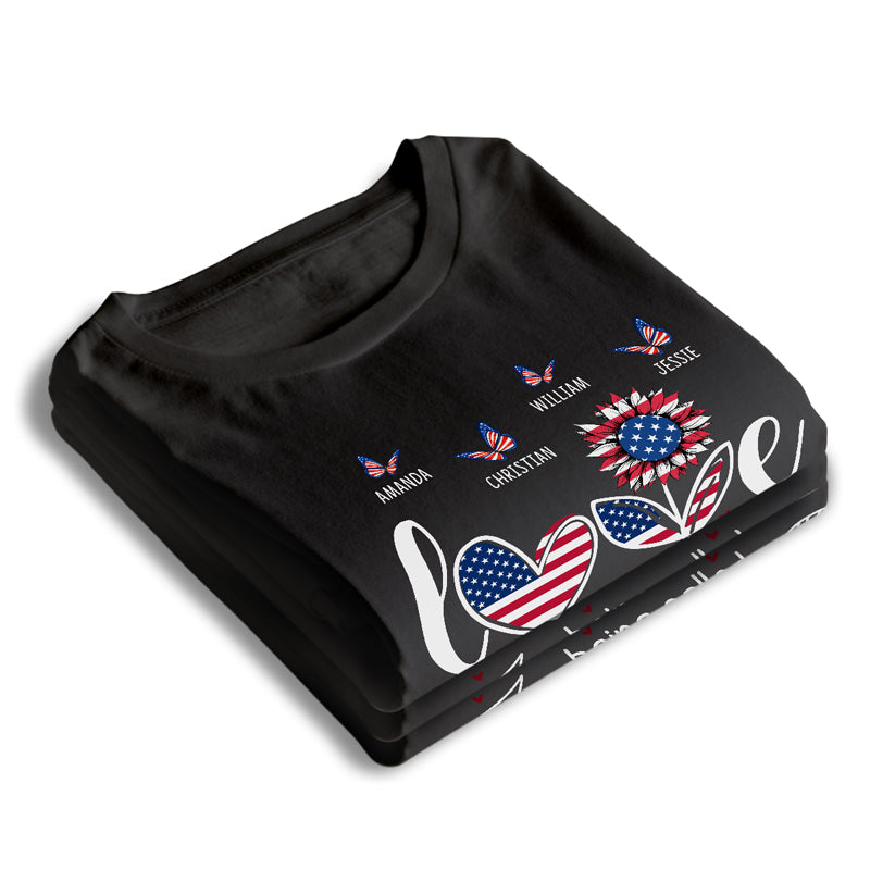 L'amour s'appelle grand-mère - Cadeau pour le 4 juillet - T-shirt unisexe personnalisé