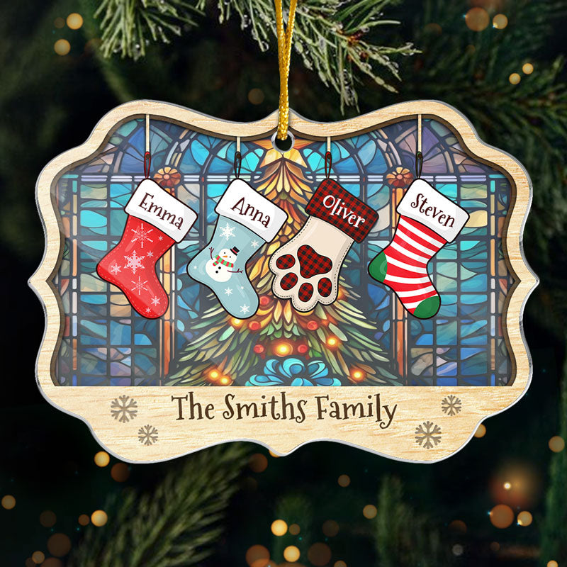 Noël, c'est la famille ! Décoration personnalisée pour la famille ! En acrylique, forme Benelux ! Cadeau de Noël pour les membres de la famille.