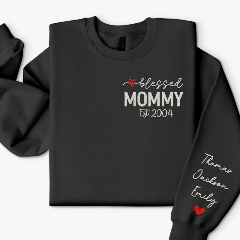 L'amour maternel est la paix - Sweat-shirt unisexe personnalisé brodé avec motif sur la manche - Cadeau pour maman et grand-mère