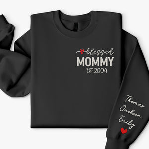 L'amour maternel est la paix - Sweat-shirt unisexe personnalisé brodé avec motif sur la manche - Cadeau pour maman et grand-mère
