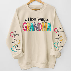 J'aime être grand-mère - Sweat-shirt unisexe personnalisé avec motif sur la manche - Cadeau de Noël pour maman et grand-mère