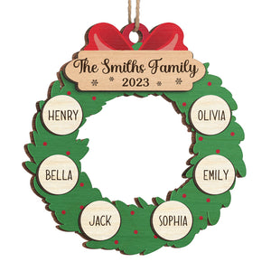 Chaque Noël, j'enveloppe ma famille d'amour - Décoration personnalisée pour la famille - Forme en bois personnalisée - Cadeau de Noël pour les membres de la famille, les propriétaires d'animaux et les amoureux des animaux