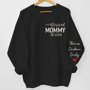 L'amour maternel est la paix - Sweat-shirt unisexe personnalisé brodé avec motif sur la manche - Cadeau pour maman et grand-mère