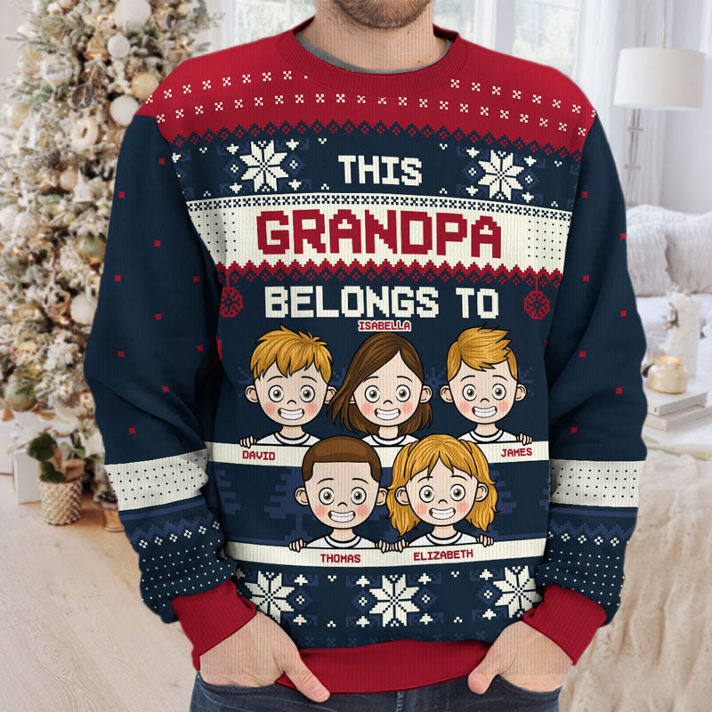 Cette grand-mère appartient au style noir - Sweat-shirt moche personnalisé pour la famille - Pull en laine unisexe - Cadeau de Noël pour grand-mère et grands-parents
