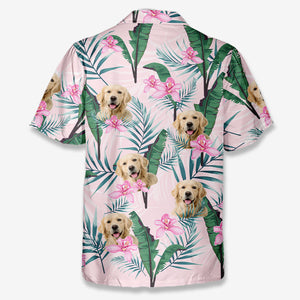 T-shirt hawaïen unisexe personnalisé avec photo « Keep Calm Summer Is Coming » pour chien et chat - Cadeau idéal pour les vacances d'été, les propriétaires d'animaux et les amoureux des animaux.