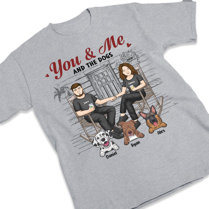 Juste toi, moi et ces bébés à fourrure dans notre maison, c'est Pawfect - T-shirt unisexe personnalisé pour couple, sweat à capuche, sweat-shirt - Cadeau pour couples, propriétaires d'animaux, amoureux des animaux