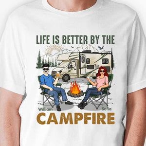 La vie est meilleure au coin du feu - T-shirt unisexe personnalisé, sweat à capuche, sweat-shirt - Cadeau pour couple, mari, femme, anniversaire, fiançailles, mariage, mariage, cadeau de camping