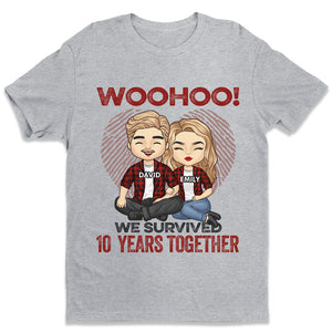 Woohoo, nous avons survécu de nombreuses années ensemble - T-shirt unisexe personnalisé, sweat à capuche, sweat-shirt - Cadeau pour couple, mari et femme, anniversaire, fiançailles, mariage, cadeau de mariage