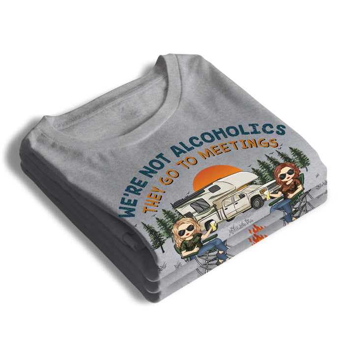 Nous sommes ivres et nous allons camper - Camping personnalisé T-shirt unisexe, sweat à capuche, sweat-shirt - Cadeau pour les meilleurs amis, BFF, sœurs, amoureux du camping