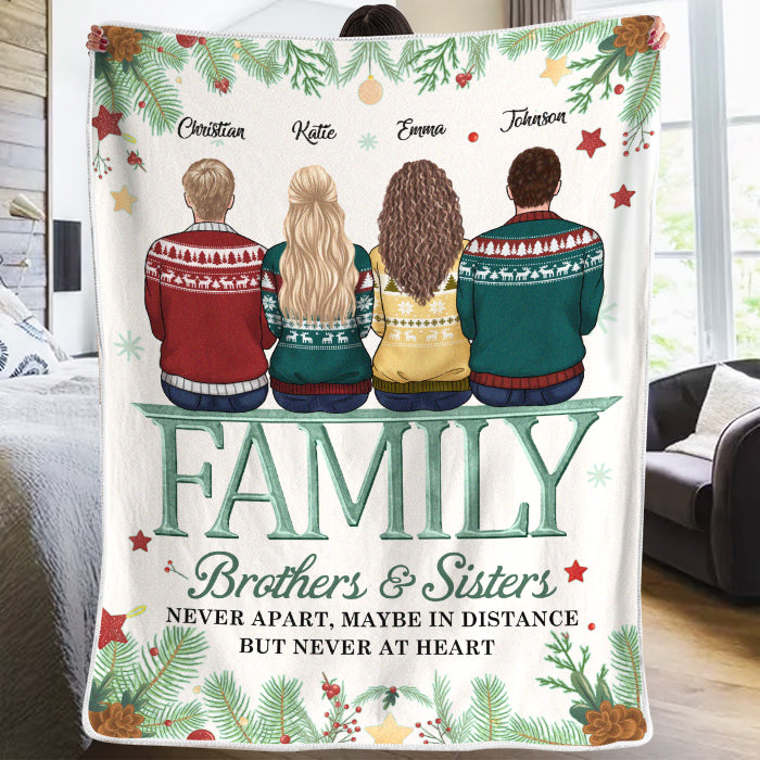 Les membres de la famille ne sont jamais séparés au fond du cœur - Couverture personnalisée pour la famille - Cadeau de Noël pour les frères et sœurs