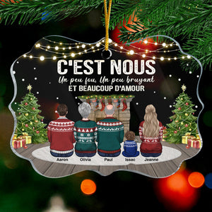 C'est Nous Un Peu Fou Un Peu Bruyant Et Beaucoup D'amour - Ornement de Noël en acrylique personnalisé en forme de Benelux - Cadeau pour la famille, Cadeau de Noël
