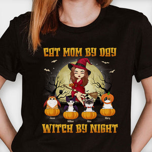 Je suis une maman chat le jour, une sorcière la nuit - T-shirt unisexe personnalisé, sweat à capuche, sweat-shirt - Cadeau pour sorcières, cadeau pour amoureux des animaux, cadeau d'Halloween