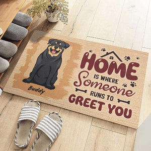 Quelqu'un court vous saluer - Tapis décoratif personnalisé - Cadeau pour les amoureux des animaux
