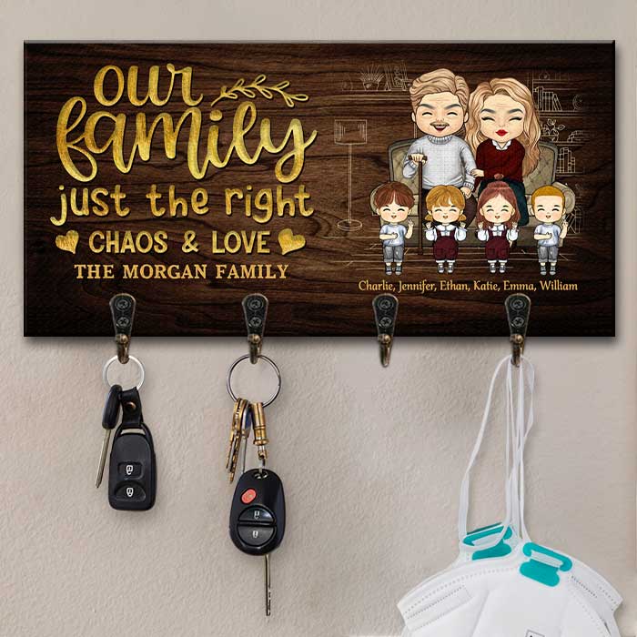 Notre famille, juste le bon chaos et amour - Porte-clés personnalisé, porte-clés - Cadeau pour couples, mari et femme