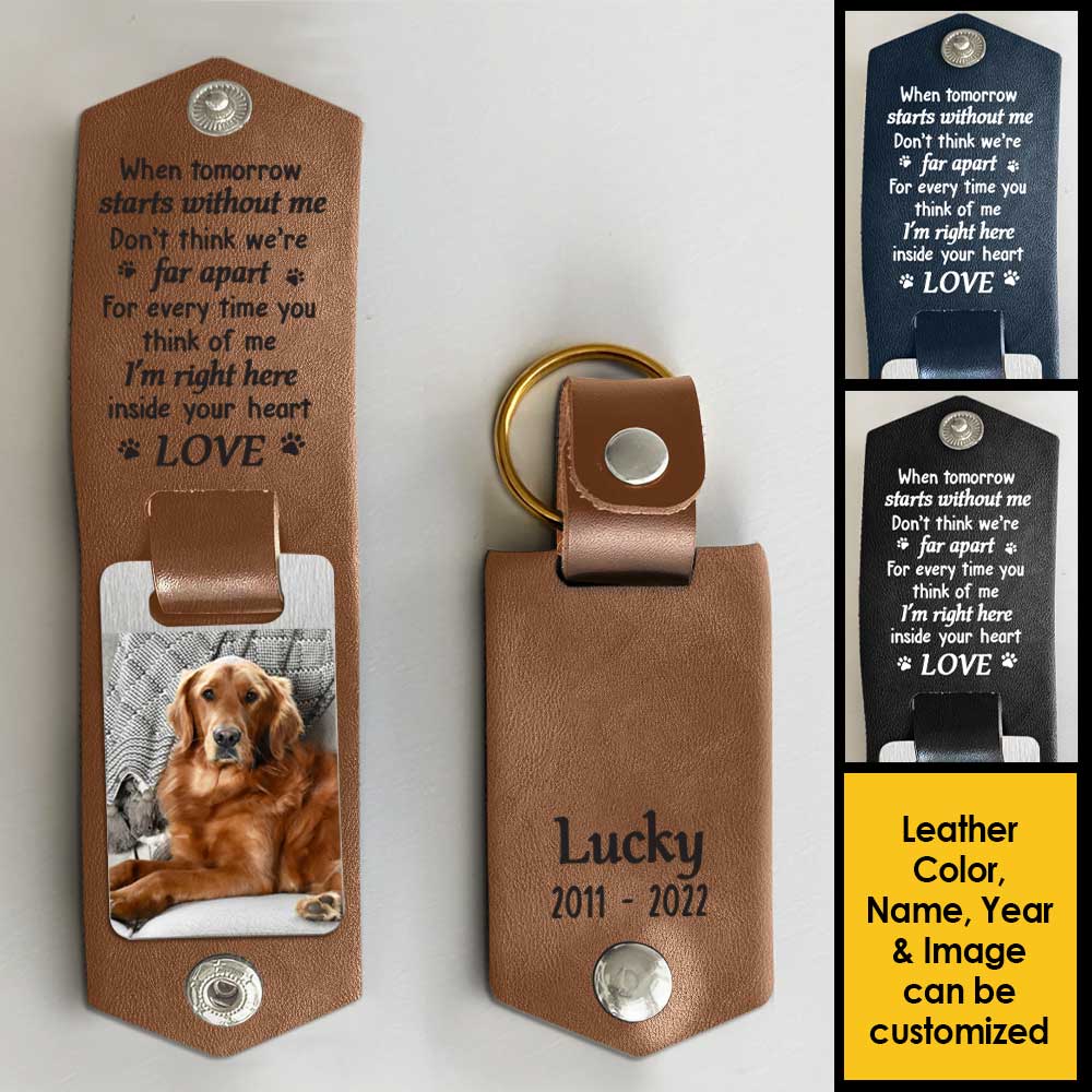 Ne pensez pas que nous sommes loin l'un de l'autre - Porte-clés personnalisé en cuir PU - Télécharger une image, cadeau commémoratif, cadeau de condoléances