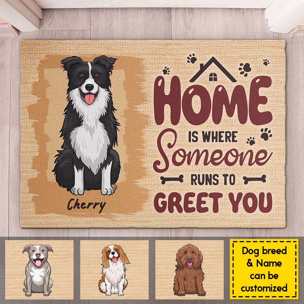 Quelqu'un court vous saluer - Tapis décoratif personnalisé - Cadeau pour les amoureux des animaux