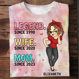 Nous avons une légende dans la maison - T-shirt unisexe personnalisé imprimé sur toute la surface - Cadeau de fête des mères, d'anniversaire pour maman