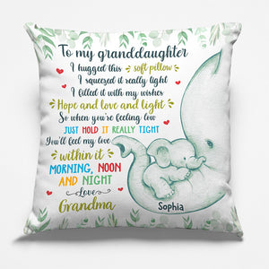 Embrassez ce doux oreiller et vous sentirez mes bras - Oreiller personnalisé pour la famille - Cadeau pour les membres de la famille