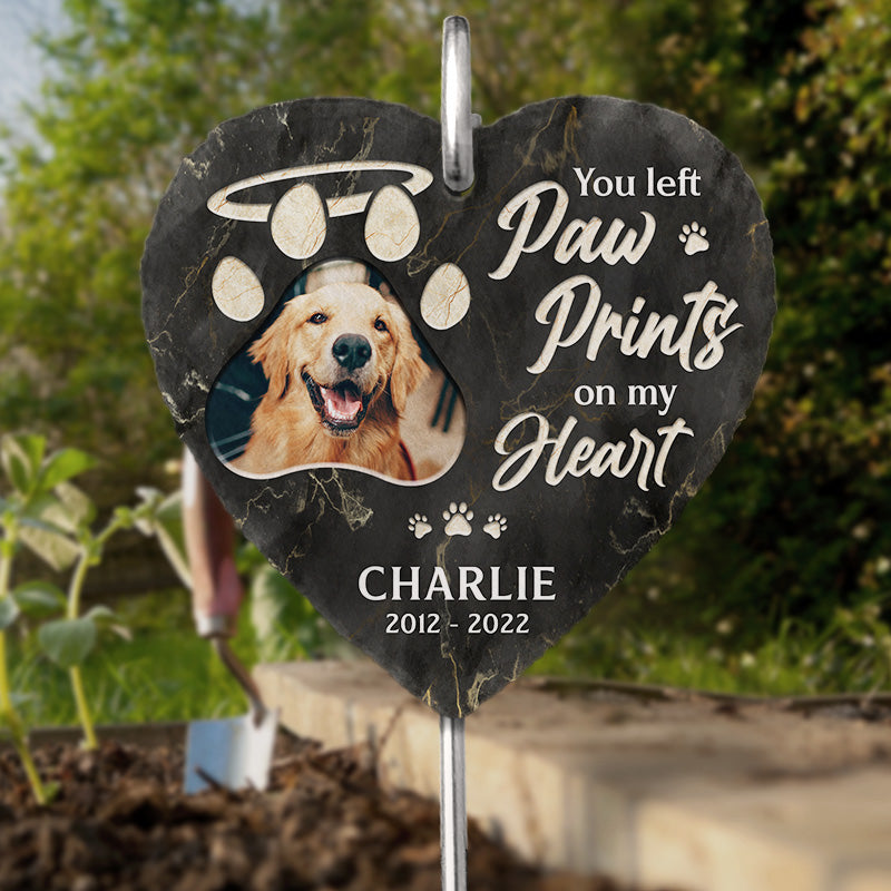 Photo personnalisée « Je m'ennuie de tes empreintes de pattes » - Ardoise et crochet de jardin commémoratif personnalisés - Cadeau de condoléances, cadeau pour propriétaires d'animaux, amoureux des animaux