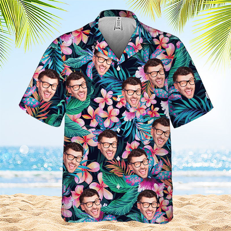 Photo personnalisée « On n'a jamais assez d'Hawaï » - T-shirt hawaïen unisexe personnalisé avec visage personnalisé - Cadeau pour les membres de la famille, les propriétaires d'animaux et les amoureux des animaux