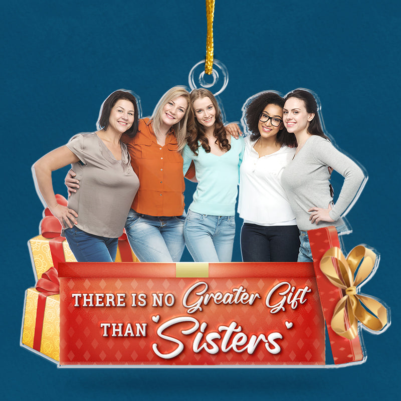 Photo personnalisée des sœurs L'esprit de Noël vit ici - Ornement personnalisé personnalisé pour la famille - Forme personnalisée en acrylique - Cadeau de Noël pour frères et sœurs, frères, sœurs, cousins, amis