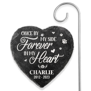 Photo personnalisée Un à mes côtés pour toujours dans mon cœur - Mémorial personnalisé Ardoise de jardin commémorative et crochet - Cadeau commémoratif, cadeau de condoléances pour les propriétaires d'animaux, les amoureux des animaux