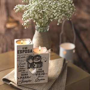 A Mi Esposa Nuestra Casa No Es Un Castillo - Gift For Couples, Candle Holder.